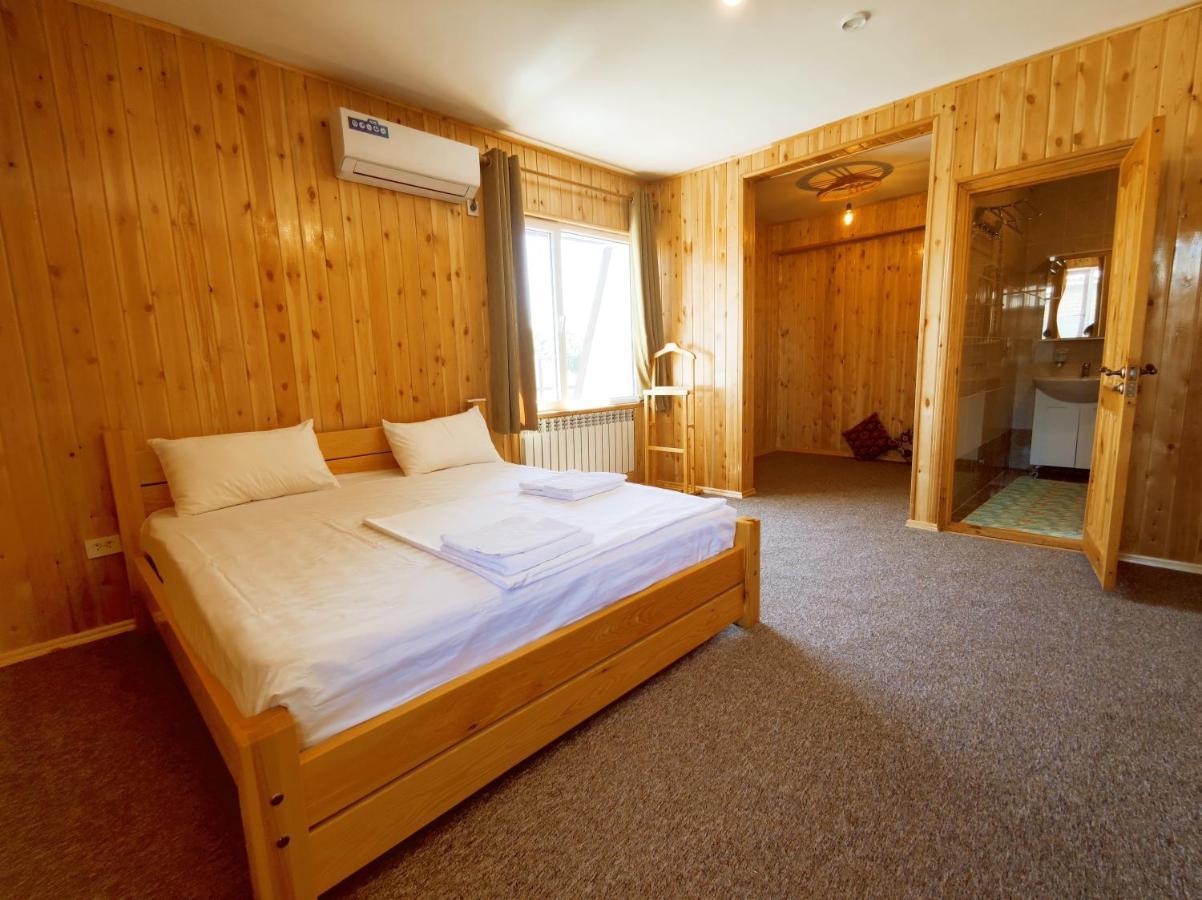 Silkroad Guesthouse بيشكيك المظهر الخارجي الصورة