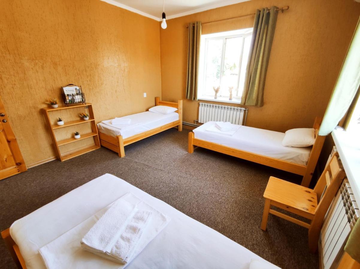 Silkroad Guesthouse بيشكيك المظهر الخارجي الصورة