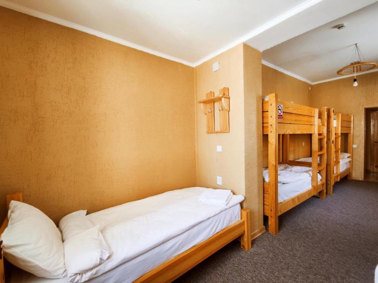 Silkroad Guesthouse بيشكيك المظهر الخارجي الصورة